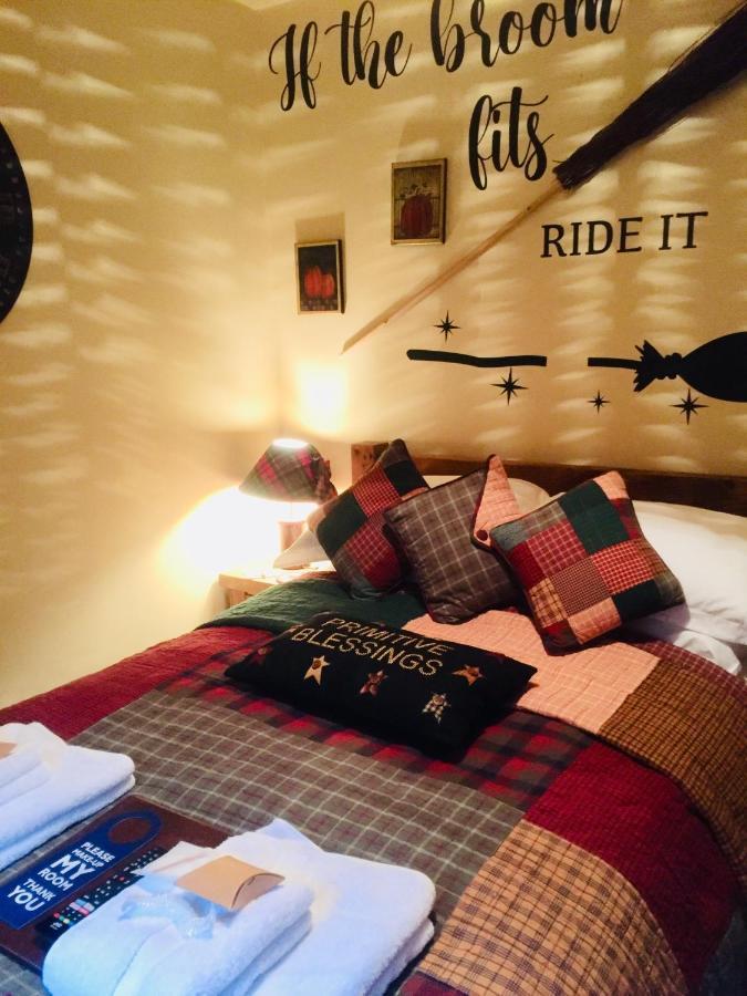 Bumbleberry Cottage Gresford Extérieur photo